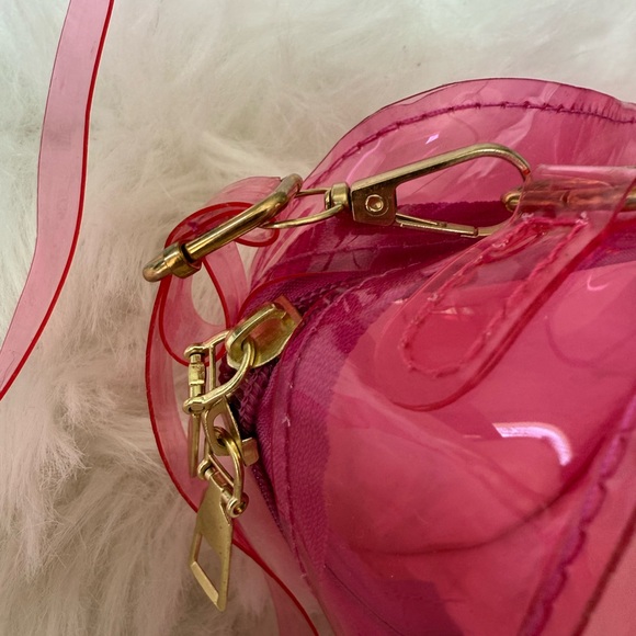Pink Heart-Shaped Transparent Bag - Picture 4 of 6